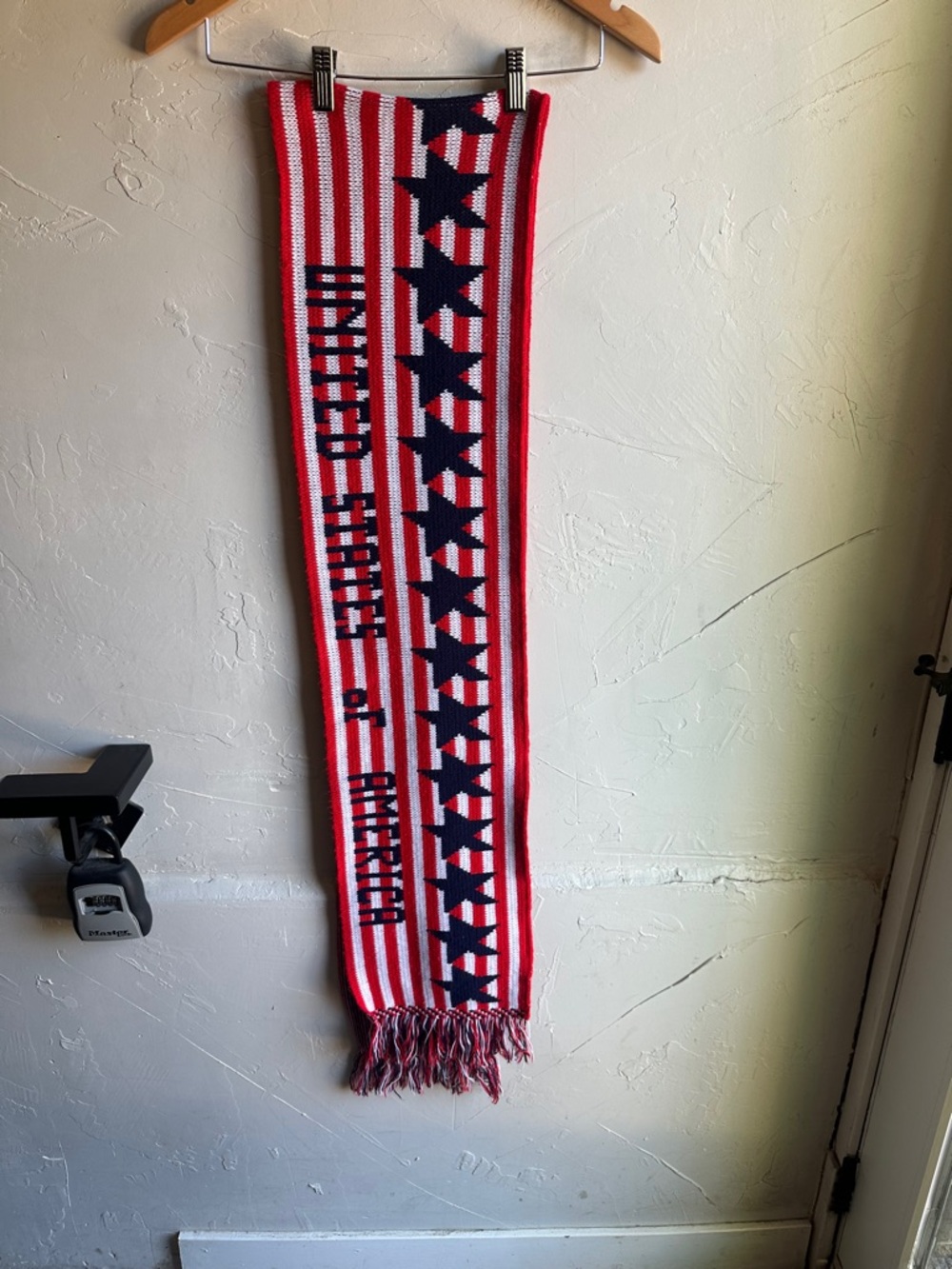 Vintage Knit Makers USA American Flag Scarf Red White Blue Knit Patriotic 82x10